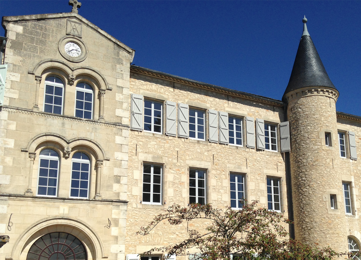 Gond motorisé pour volets battants